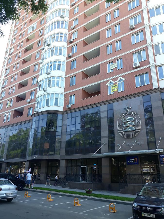 Капитан Oldenburg Bagian luar foto